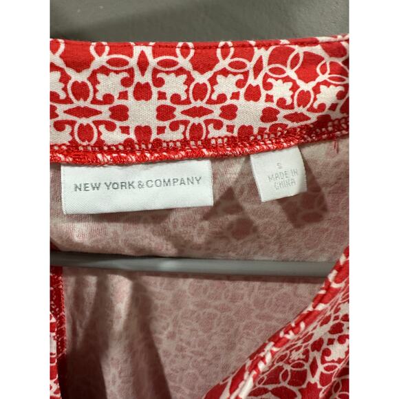 Small NY& Company red romper - Picture 5 of 5